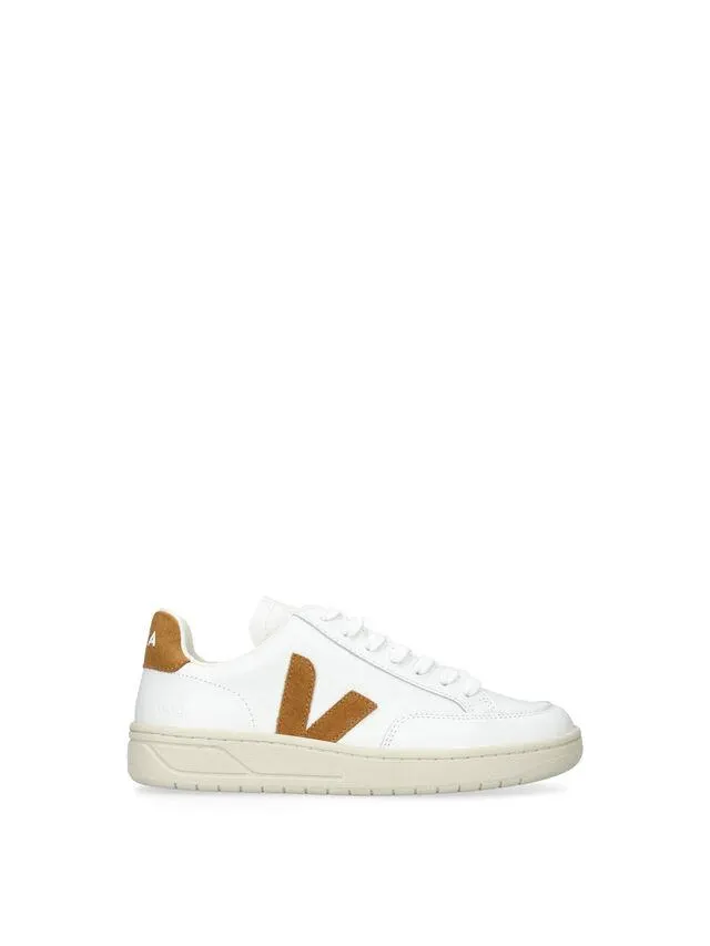 VEJA V-12 WHITE CAMEL