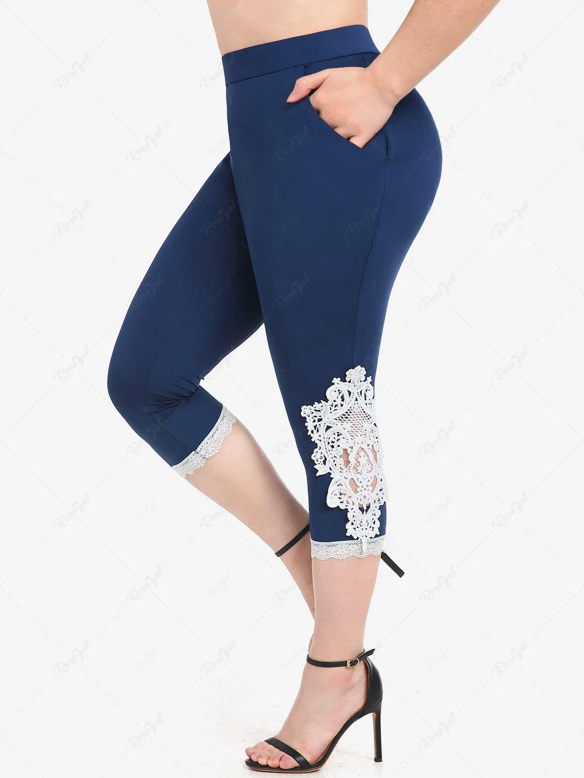 Plus Size Lace Panel Capri Leggings with Pocket - 4x | Us 26-28