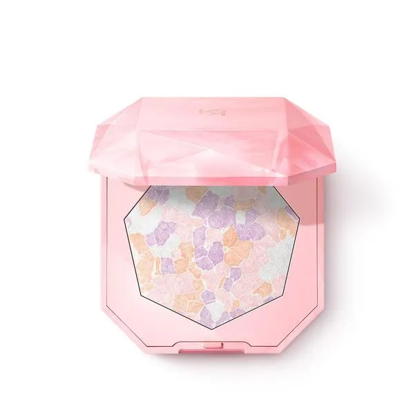 powerful love shiny amulet powder face highlighter