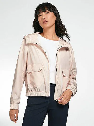 Waterproof windcheater with stripe lining