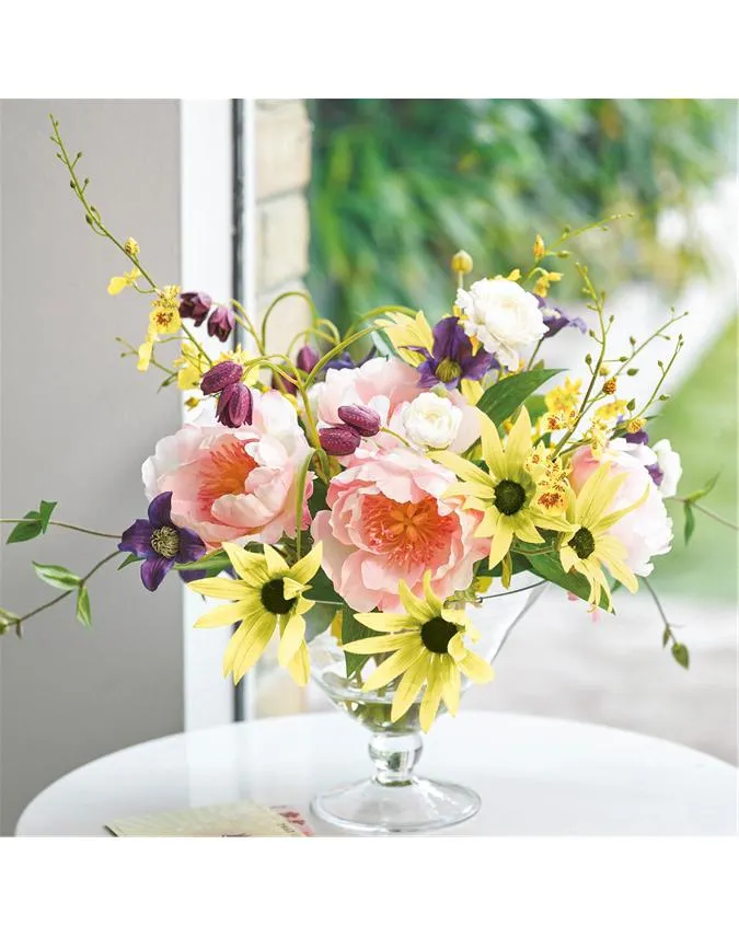 Wild Sophisticated Centrepiece