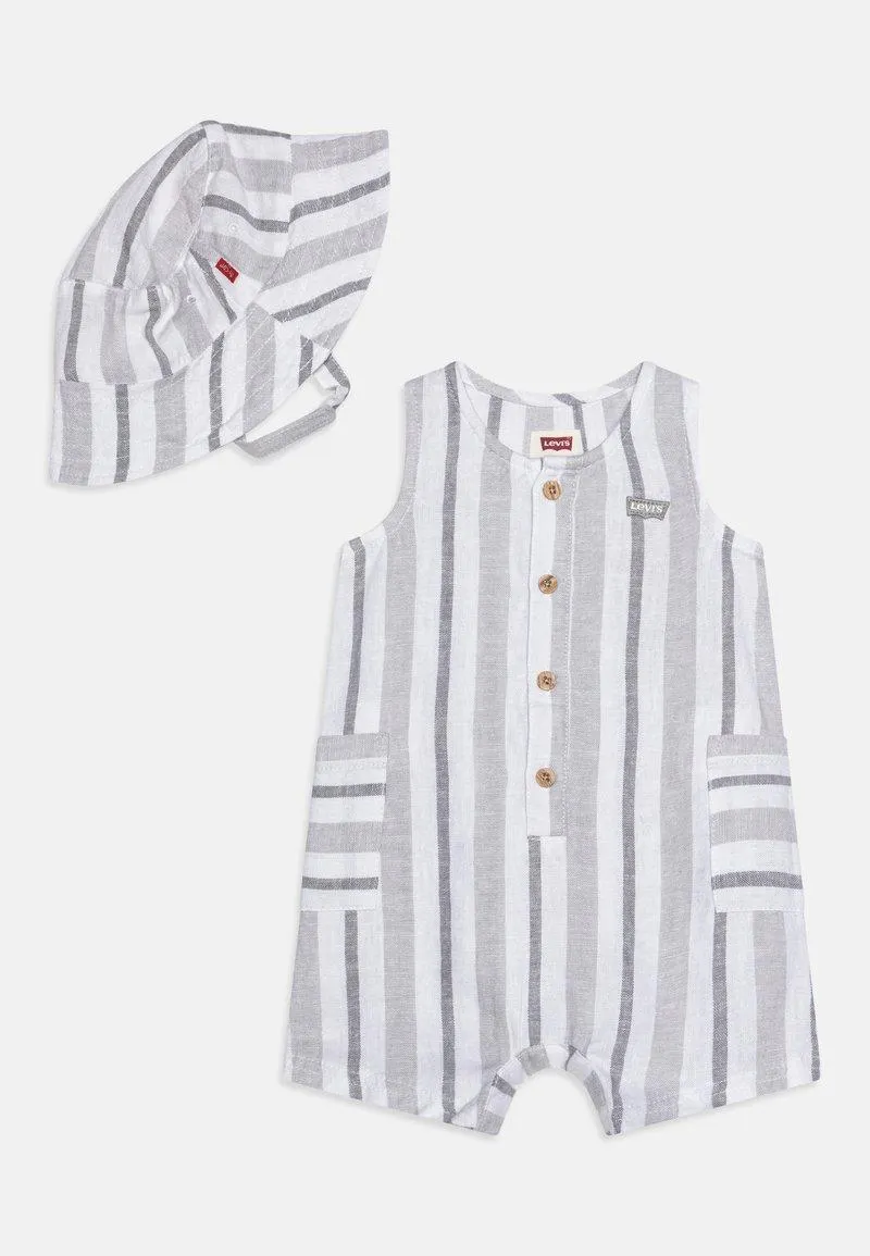 ROMPER & BUCKET HAT - Jumpsuit