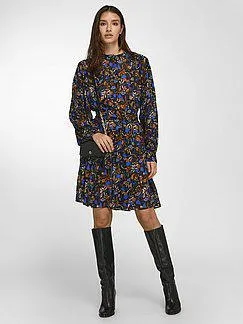 Dress with long sleeves and floral print