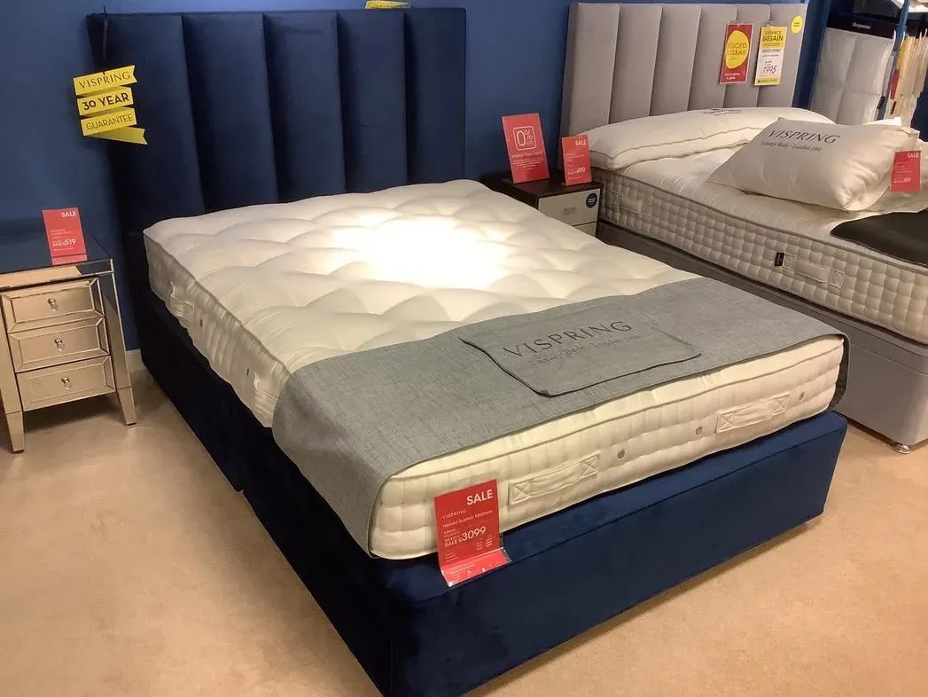 Vi Pring Herald king size divan set inc Headboard