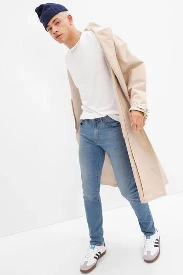 Soft Wear Slim Jeans