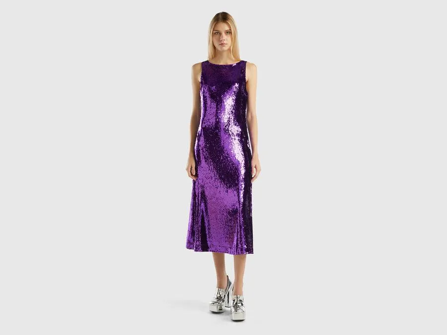 Long dress with sequins