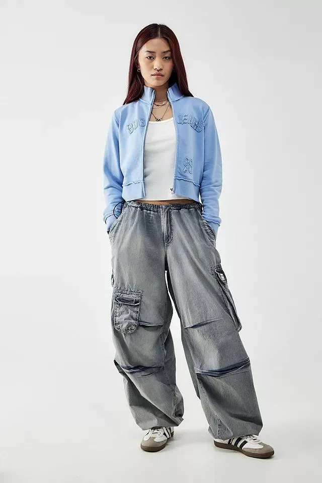 BDG - Pantalon parachute à poches gris