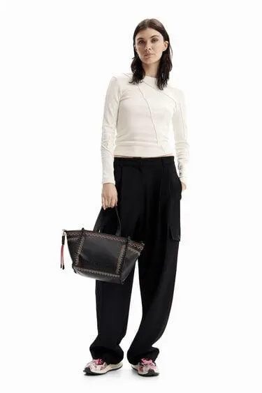 Bolso mediano bordados