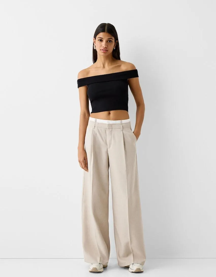Wide-leg tailored fit trousers with contrast waist detail