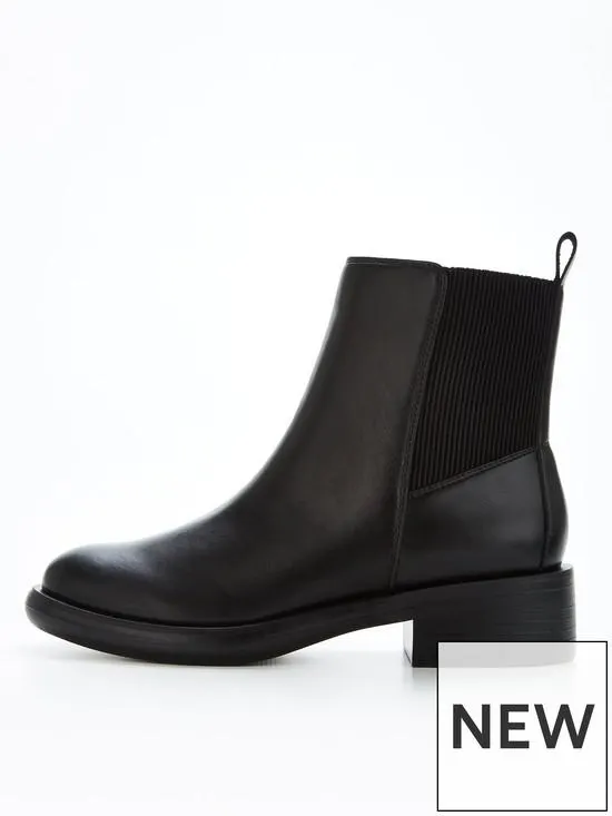 Chelsea Boot - Black