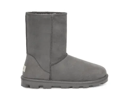 Essential Short Boot