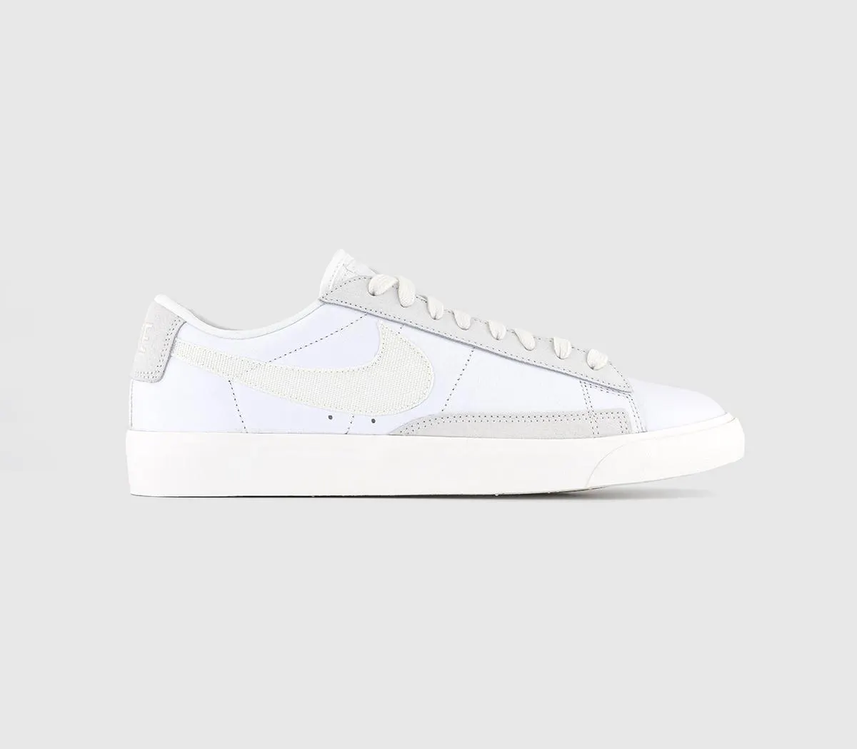 Blazer Low Trainers