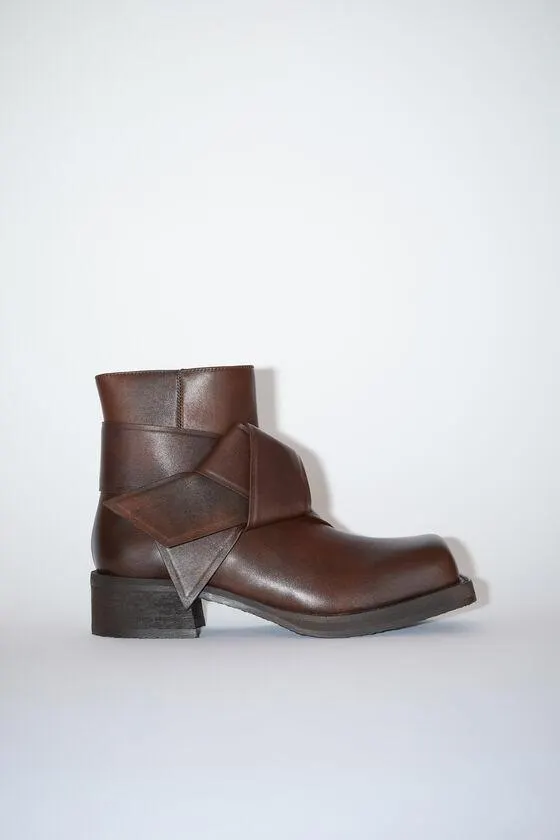 Musubi ankle boot