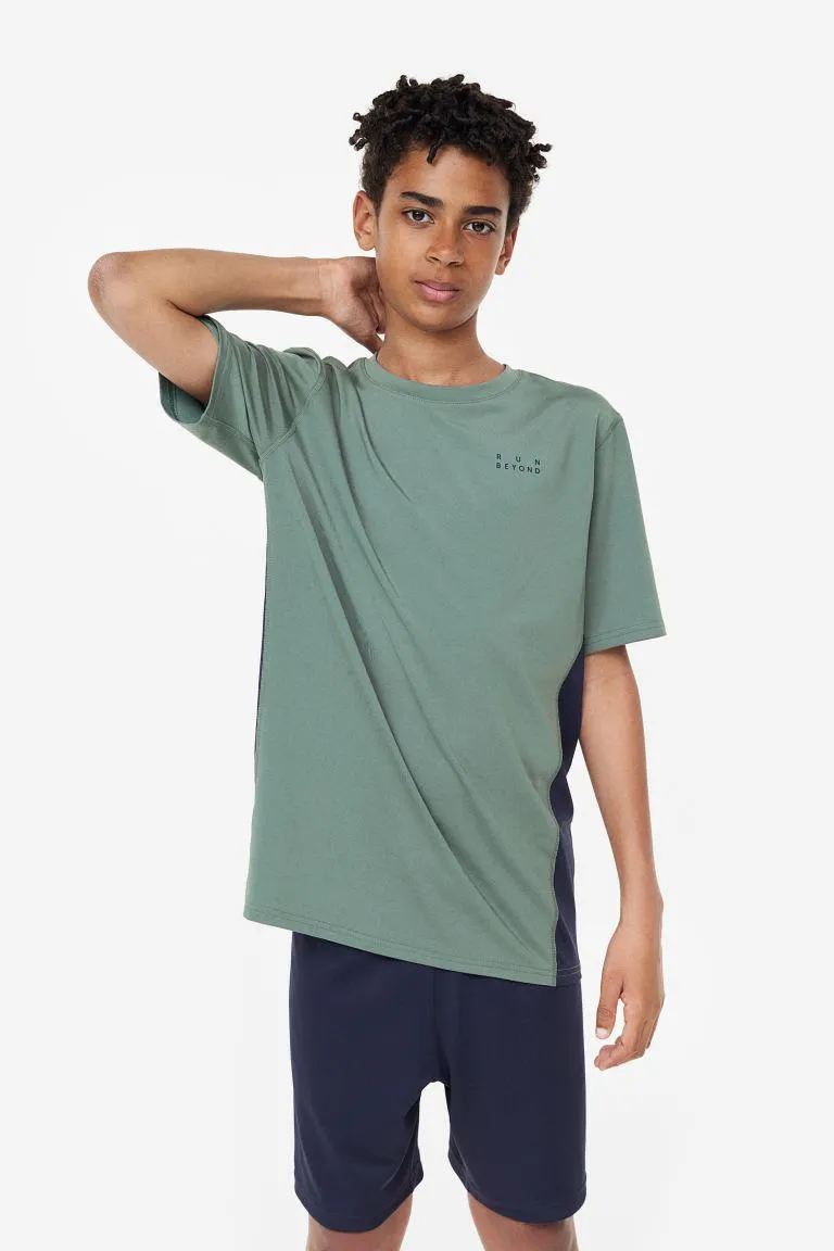 2-piece DryMove™ sports set