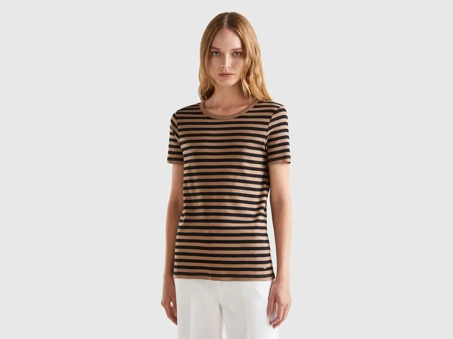 Crew neck striped t-shirt