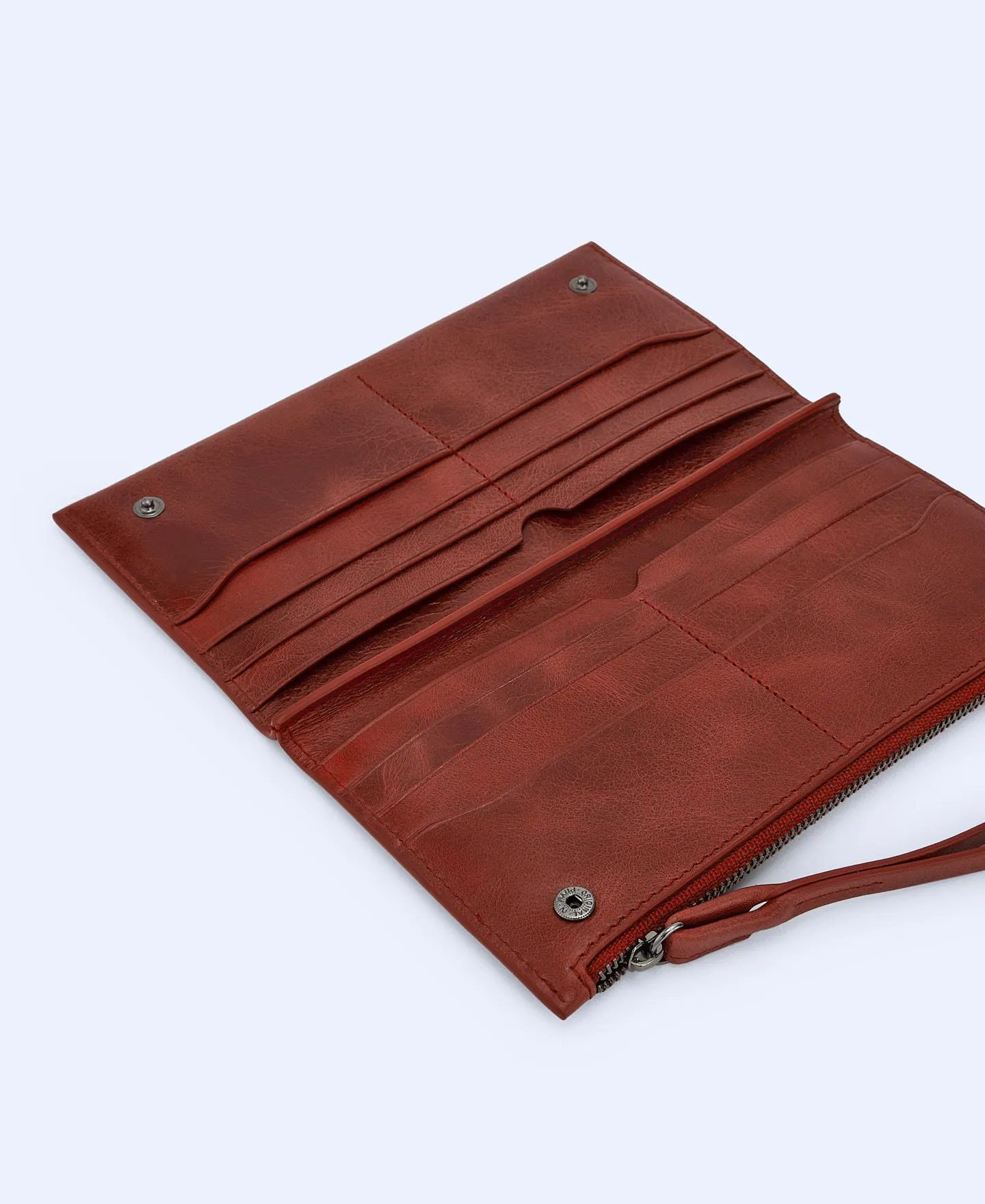 Responsible leather horizontal wallet