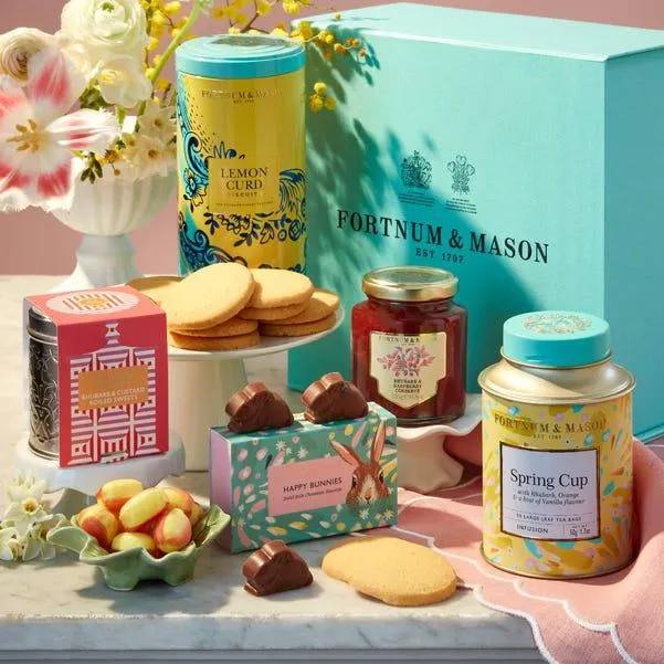 The Spring Gift Box