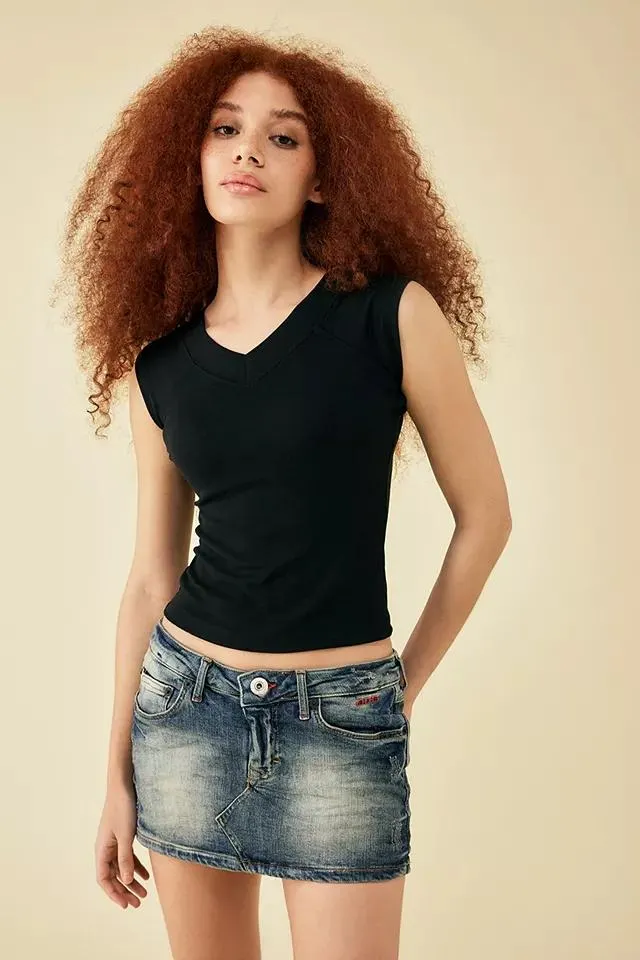 BDG - Débardeur col en V Shannen