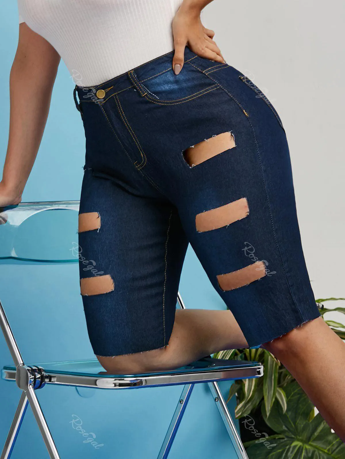 Plus Size Frayed Ladder Cutout Denim Knee Length Shorts - 3xl