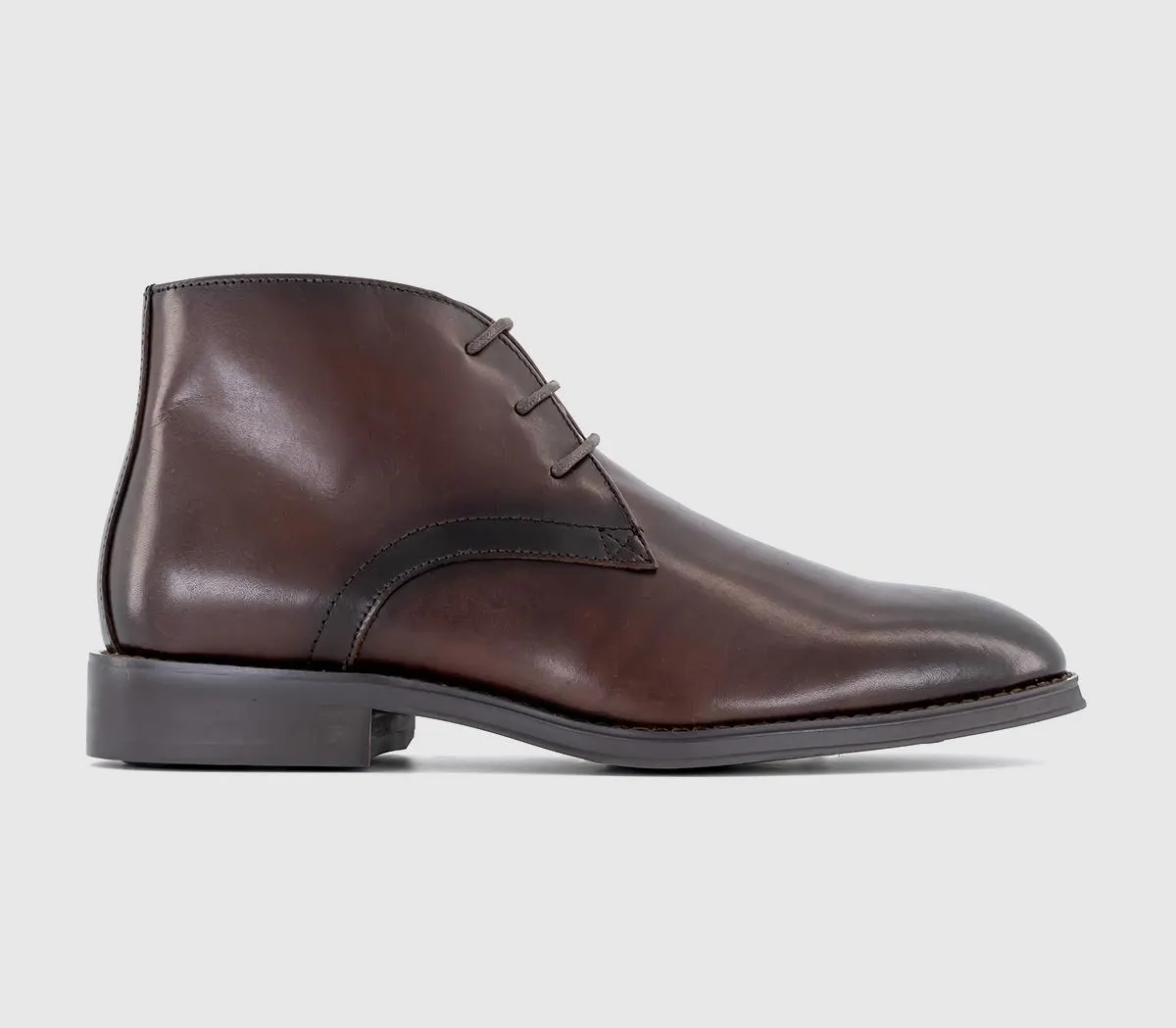 Banbury Chukka Boots