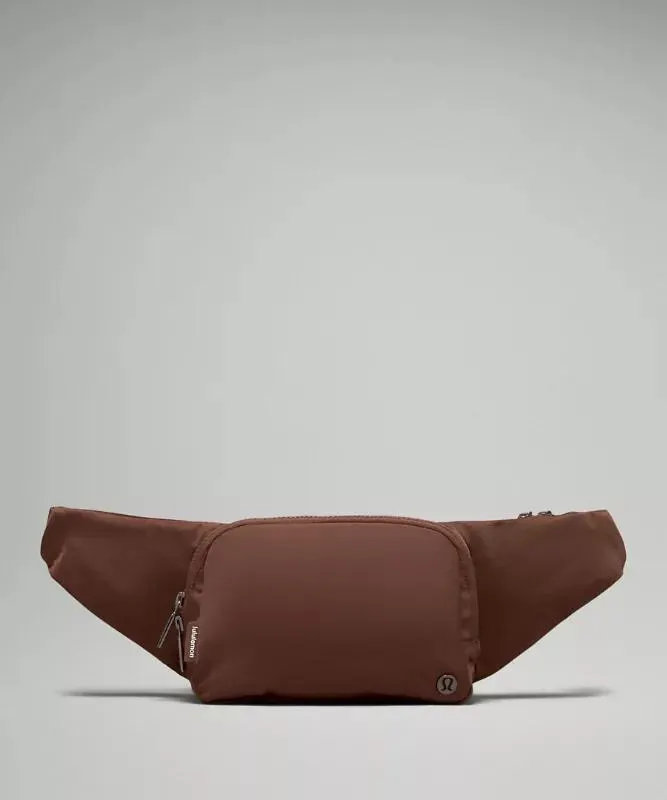 Everywhere Sling Bag 2.5L