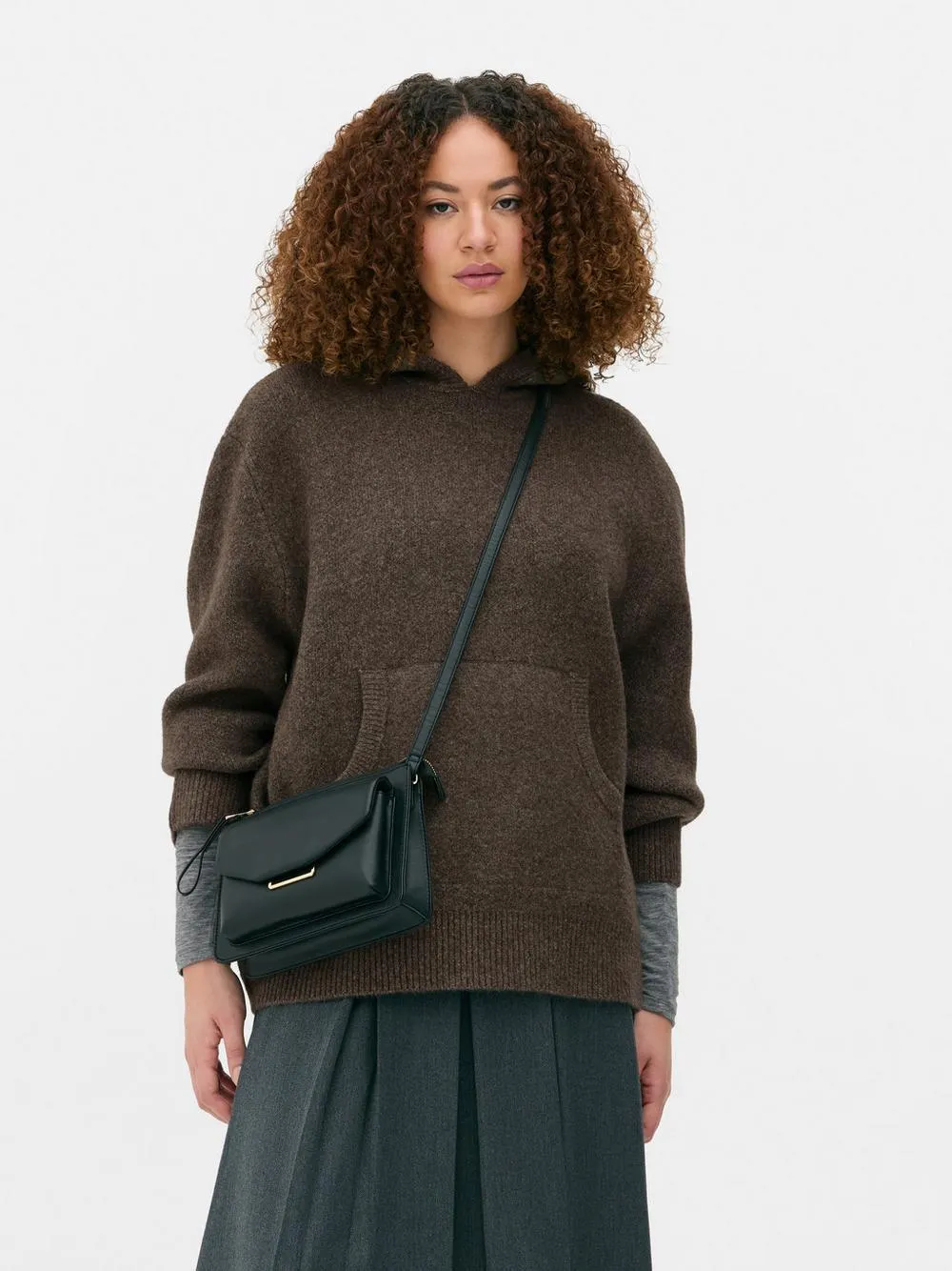 Felpa con cappuccio lavorata a maglia basic