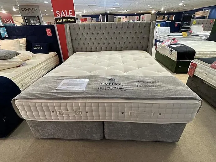 Hypnos grandeur 6’0 divan & headboard