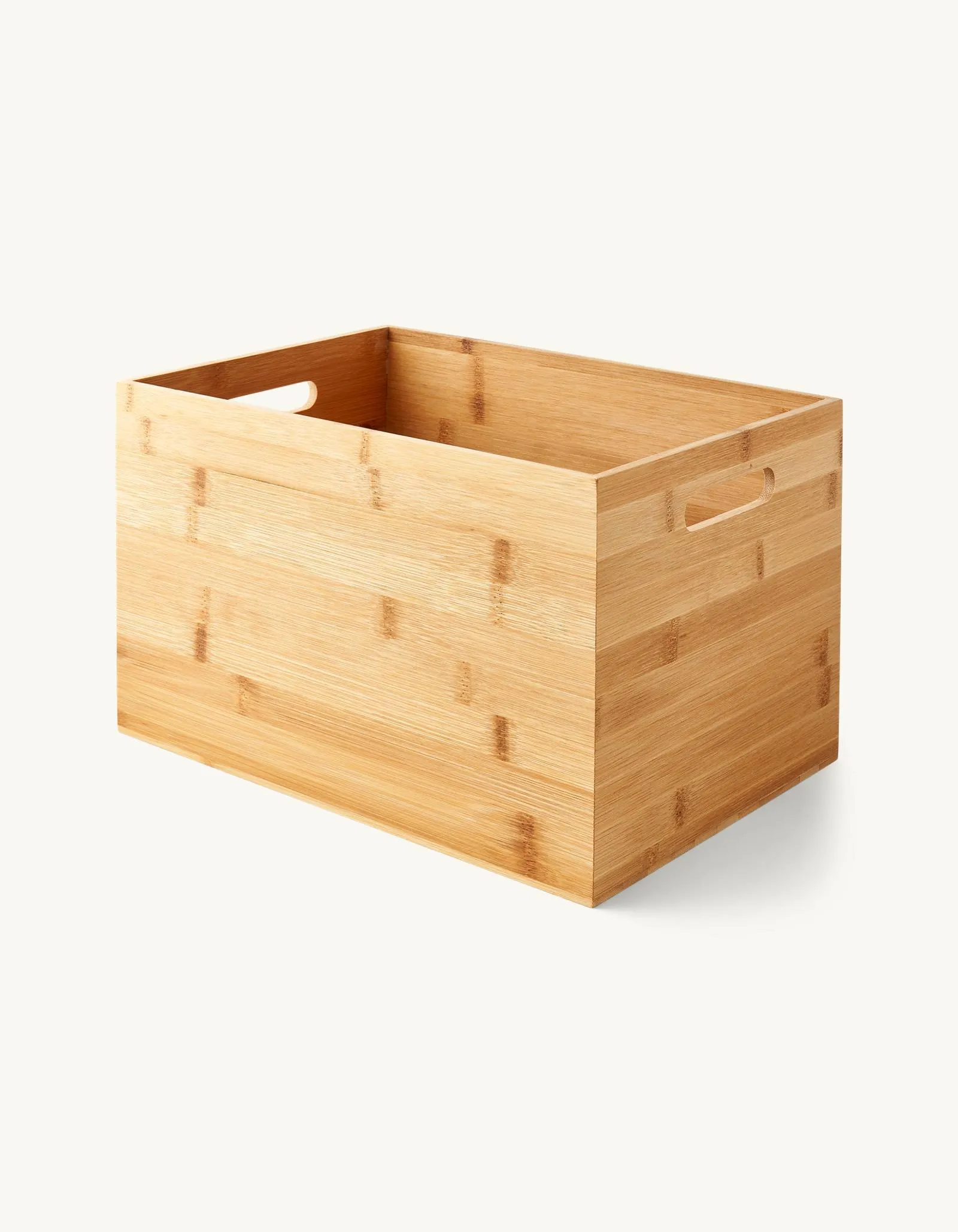 Bamboo. 35 x 24 x 21 cm.