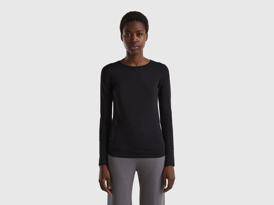 Long sleeve super stretch t-shirt