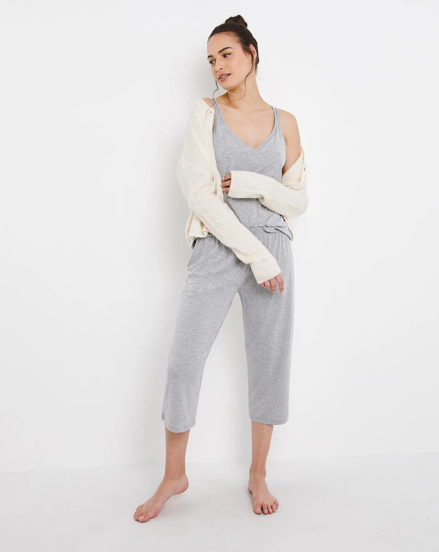 Pretty Lounge 'The Crop'