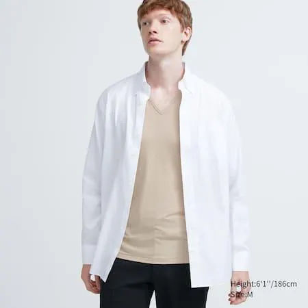 HEATTECH V Neck Short Sleeved Thermal T-Shirt