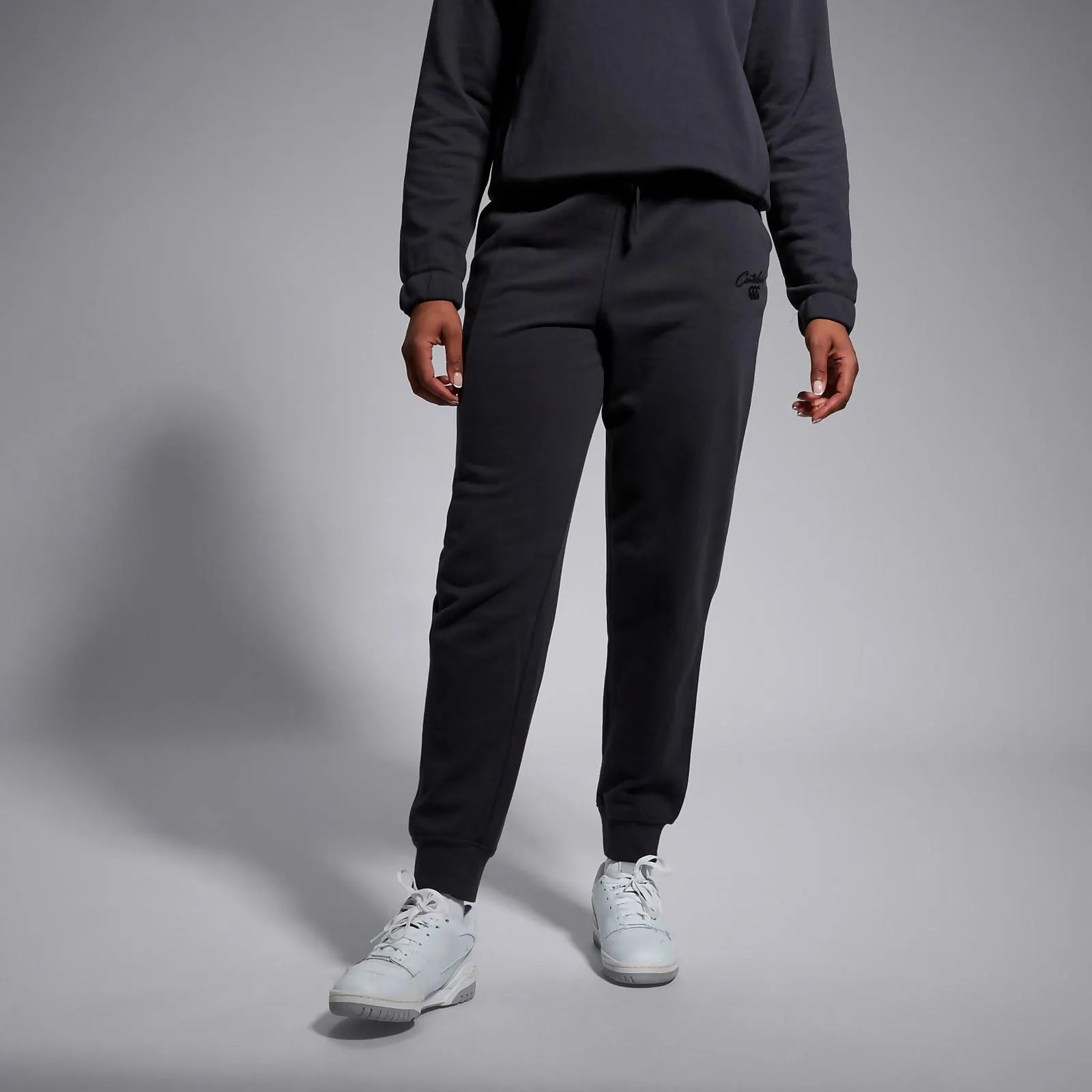 WOMENS BLAZE 28IN TRACKPANT BLACK