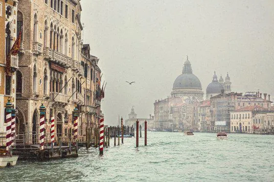 Grand Canal (2022)