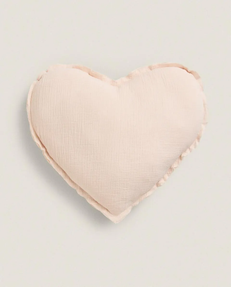 COJÍN INFANTIL CORAZÓN