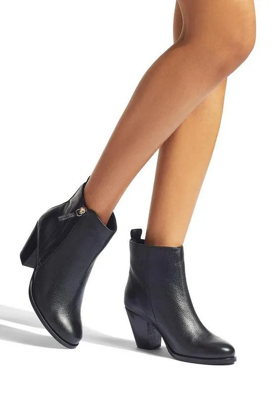 'Tame' Leather Boots