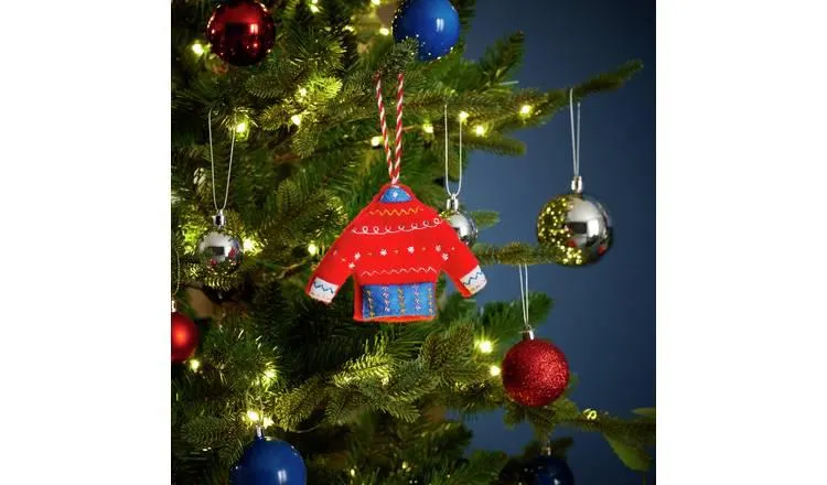 Habitat Pack of 1 Felt Jumper Christmas Tree Decoration