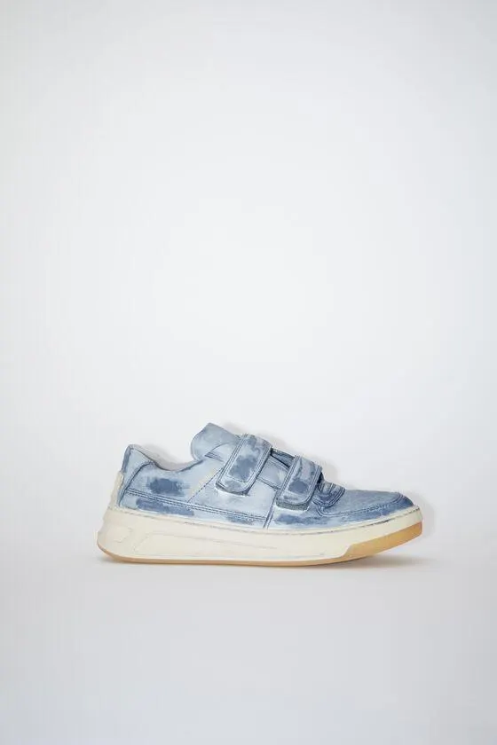 Velcro strap sneakers