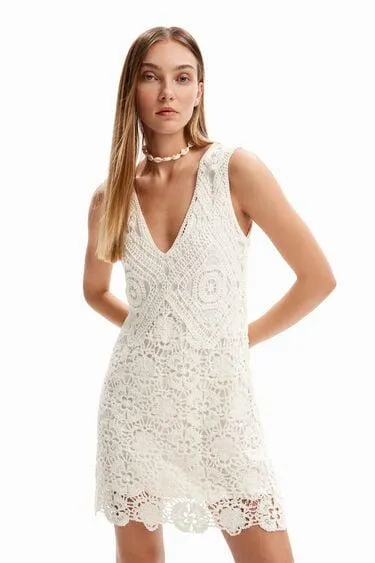 Vestido corto crochet