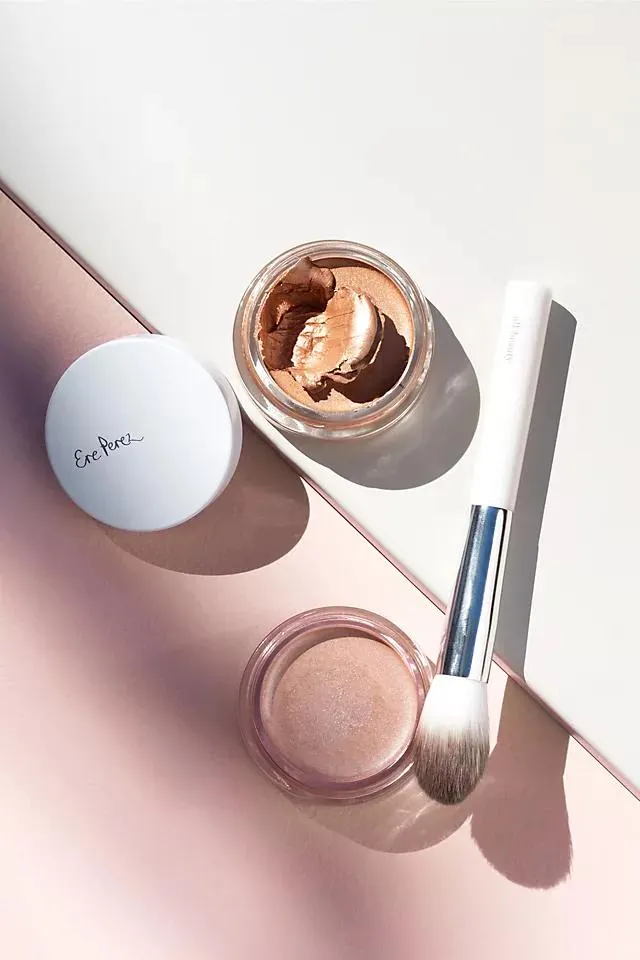 Ere Perez Vanilla Highlighter