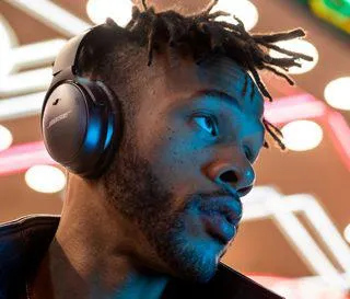 Bose QuietComfort® SE headphones