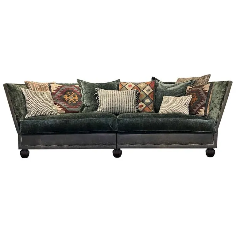 Grand Sofa