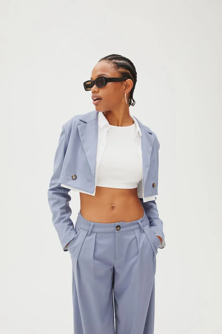 Cropped double-breasted blazer