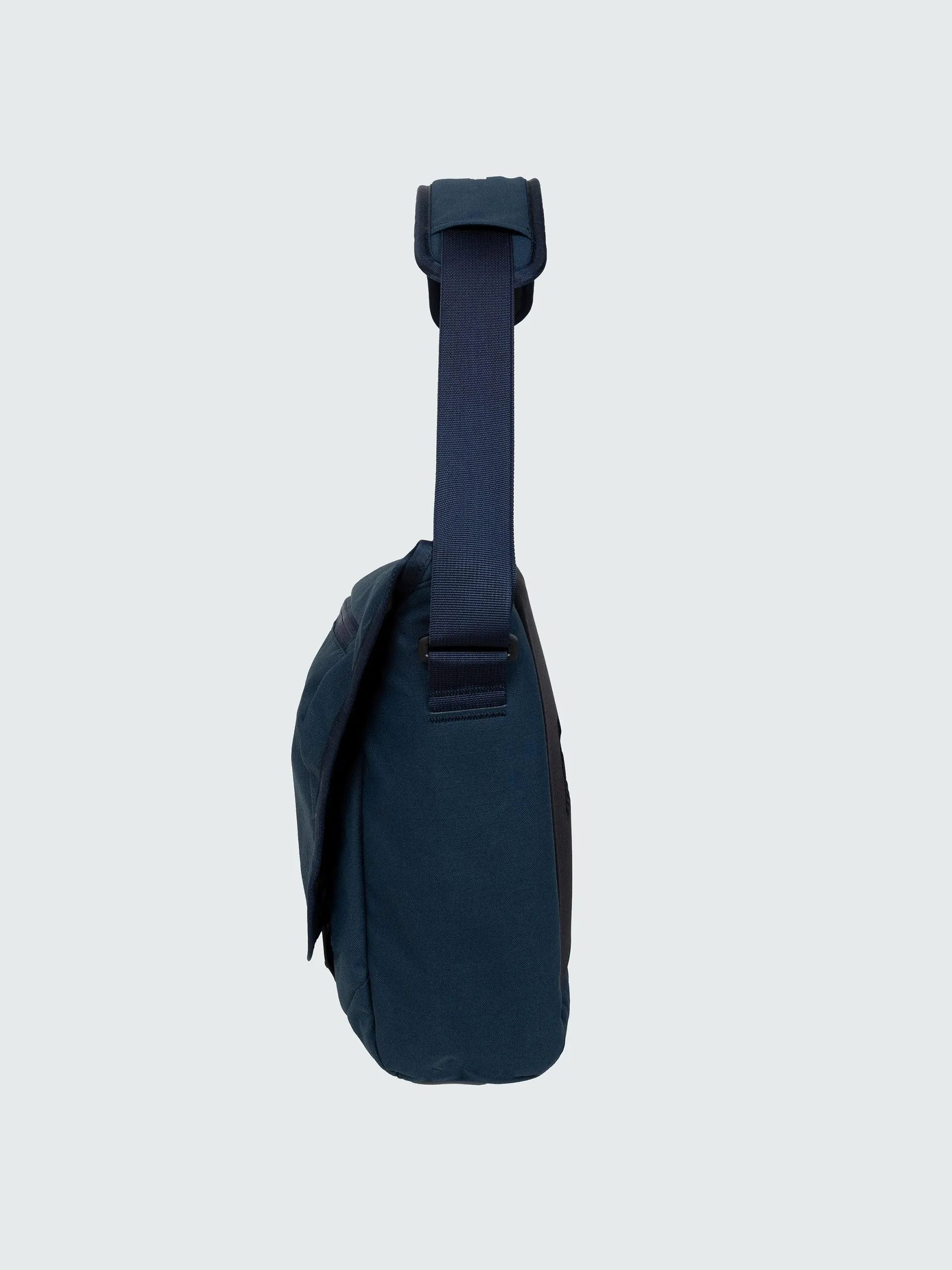 Nautilus Messenger Bag