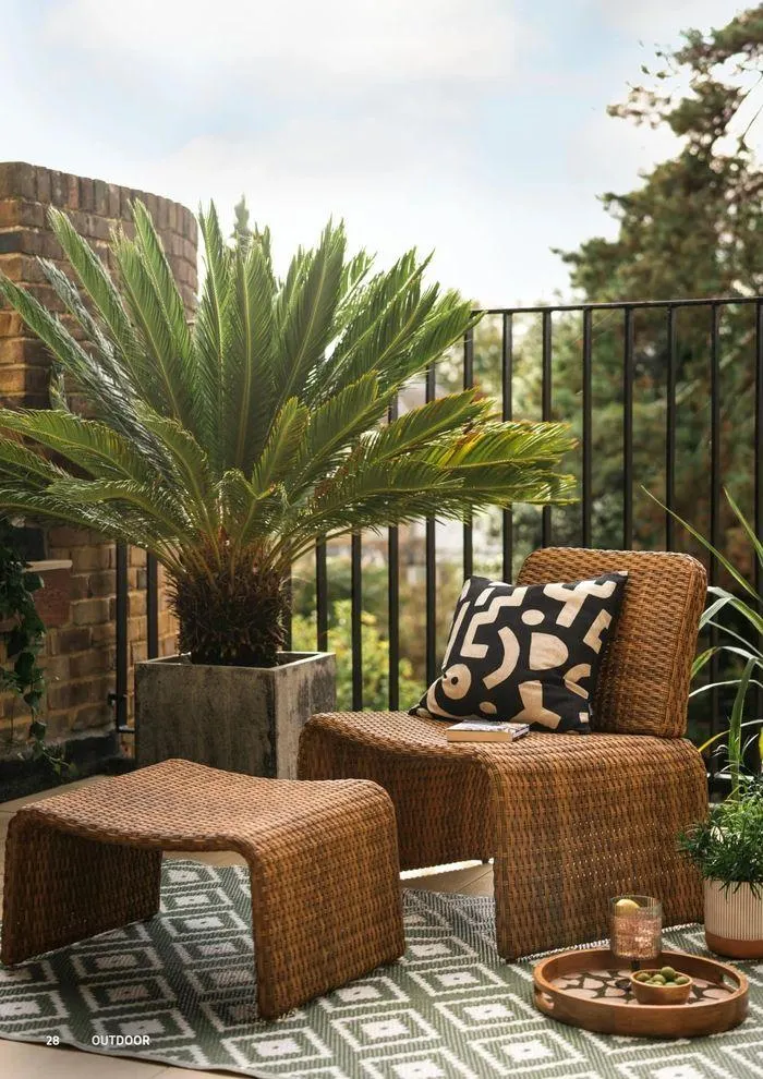 Spring / Summer 2024 from 1 March to 31 August 2024 - Catalogue Page 28