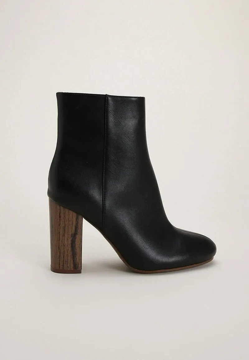 Womens Black Almond Toe Ankle Boots