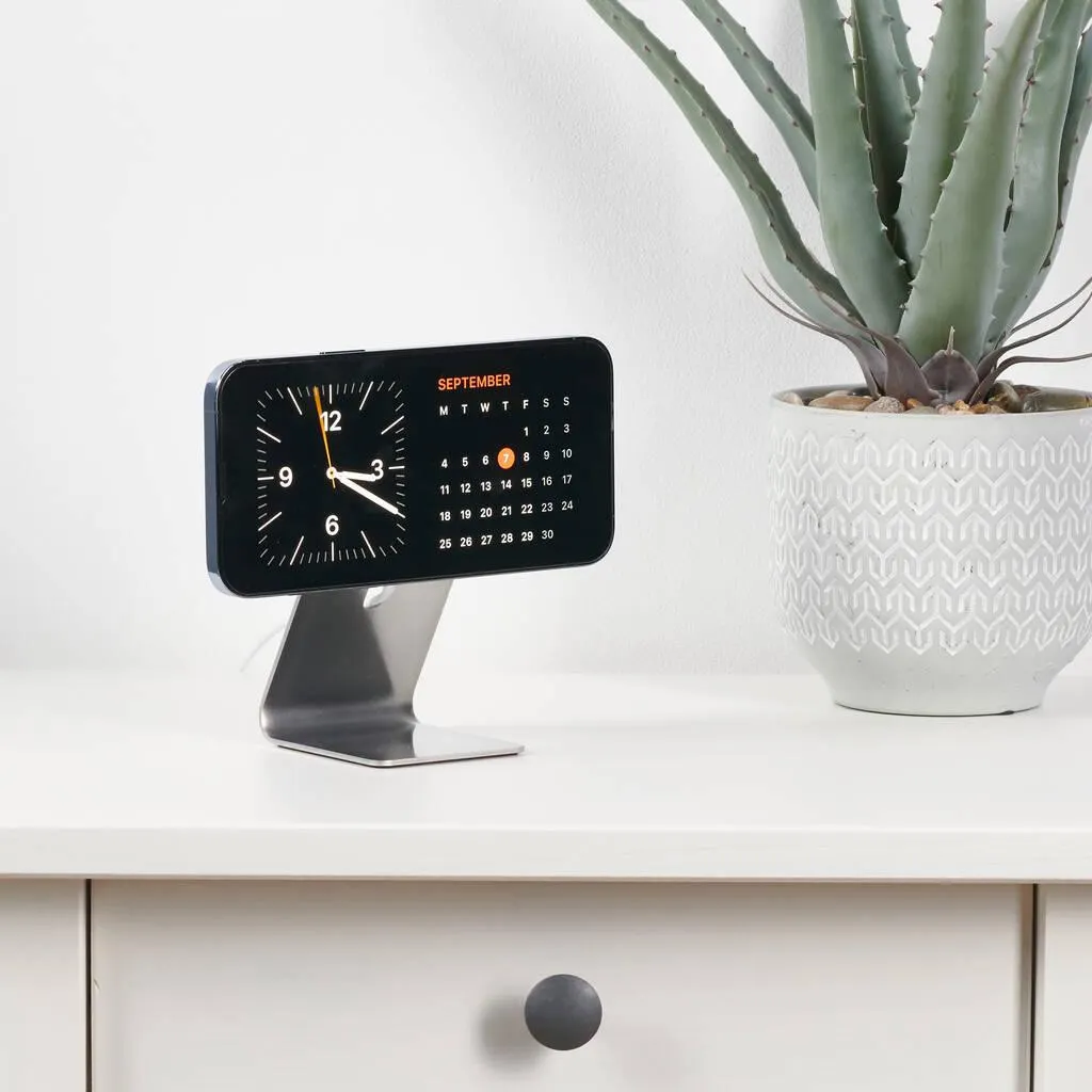 Nightstand Magsafe iPhone Dock | Stainless Steel