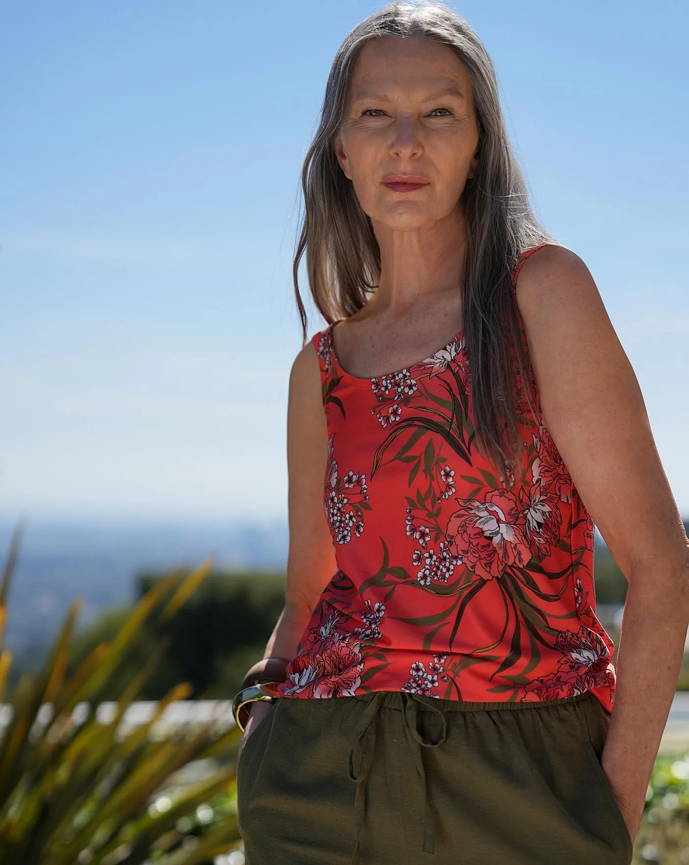 Floral Print Scoop Back Vest