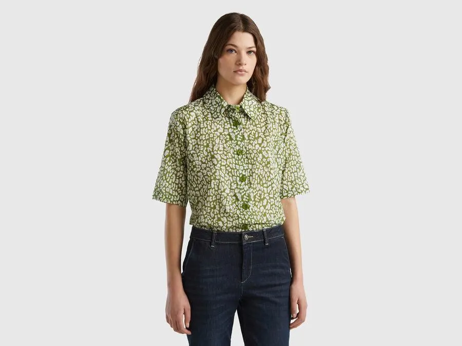 Kurzärmeliges gemustertes Hemd