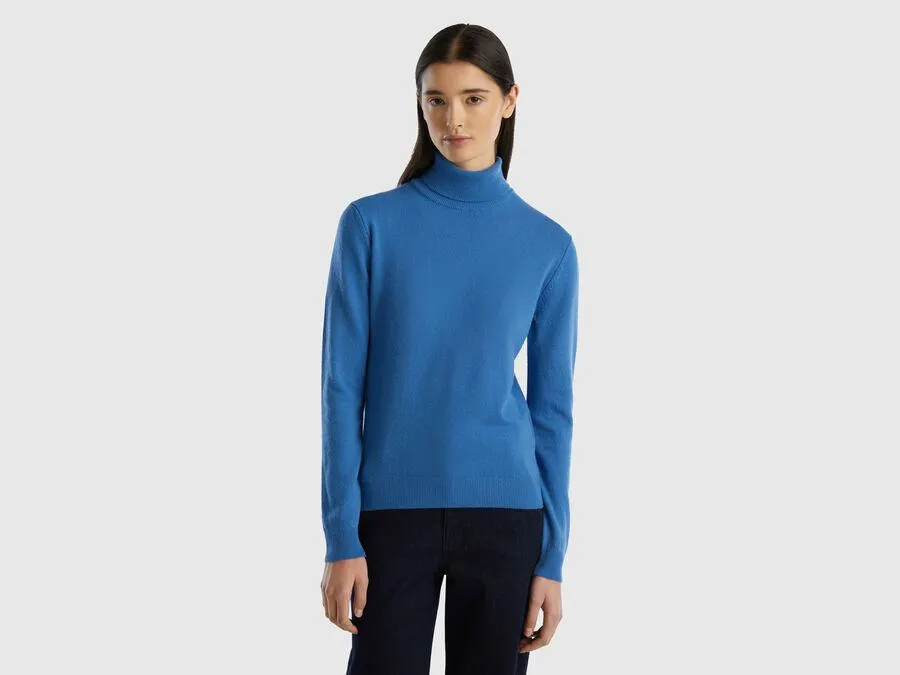 Blue turtleneck in pure Merino wool