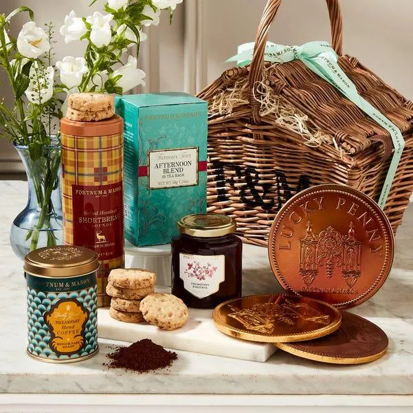 The Fortnum's Coffee Break Hamper